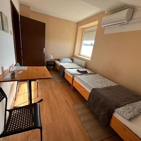 Sobe Zoka Apartment Subotica Luaran gambar