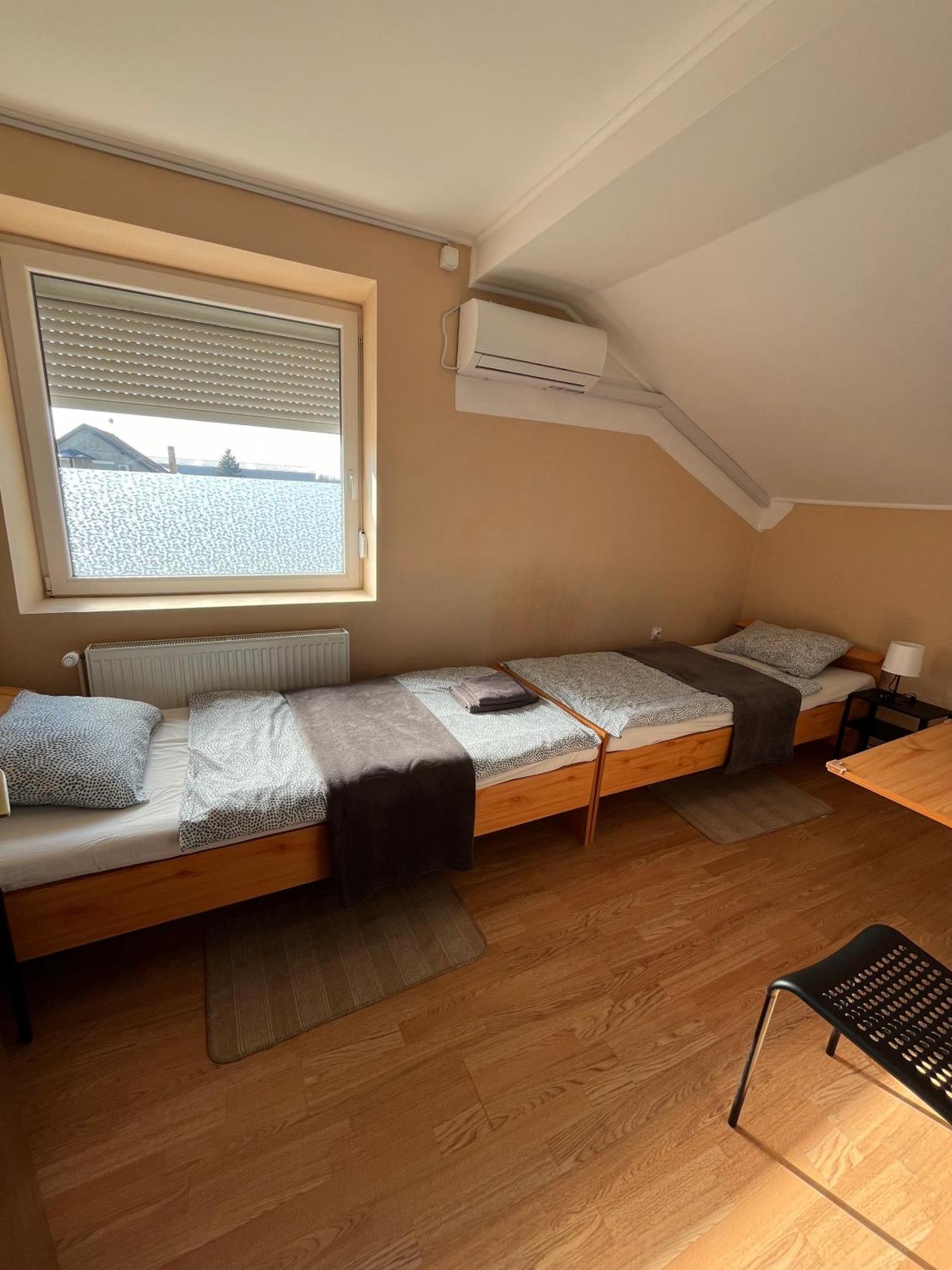 Sobe Zoka Apartment Subotica Luaran gambar